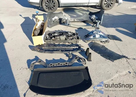 2015 Mazda Mazda3 I Grand Touring z USA, uszkodzony, nr VIN 3MZBM1M77FM233449